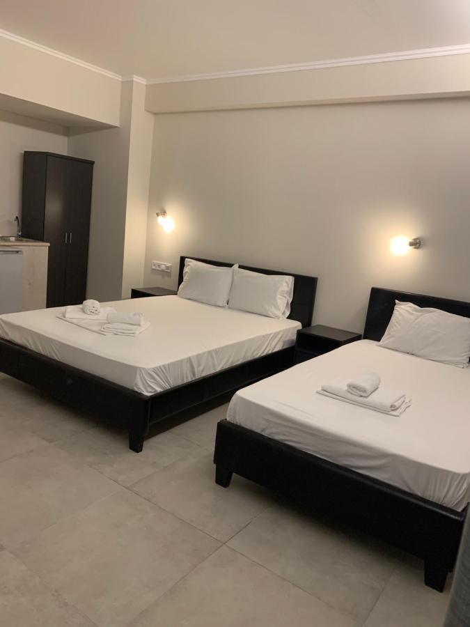 Hotel Banbus Лутра-Эдипсу Экстерьер фото