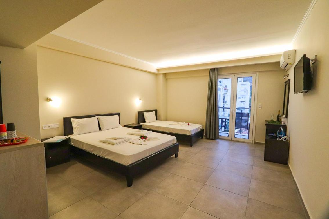 Hotel Banbus Лутра-Эдипсу Экстерьер фото